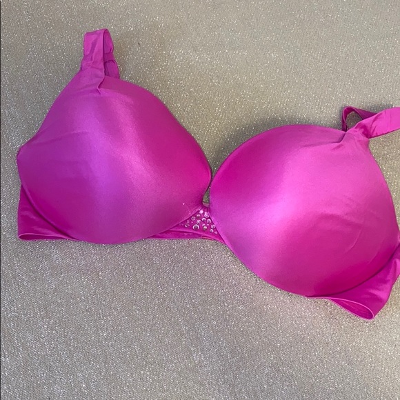 Victoria’s Secret Plunge Bra